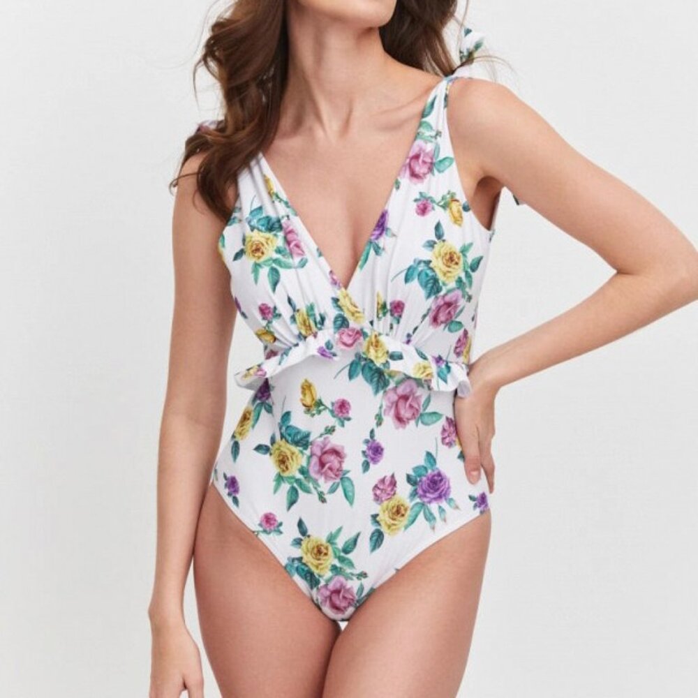 BNWOT Women's One Piece Floral Swimsuit Size S